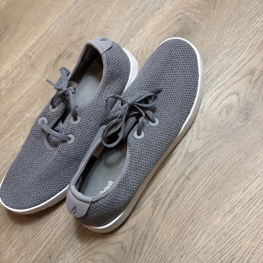 allbirds see picture